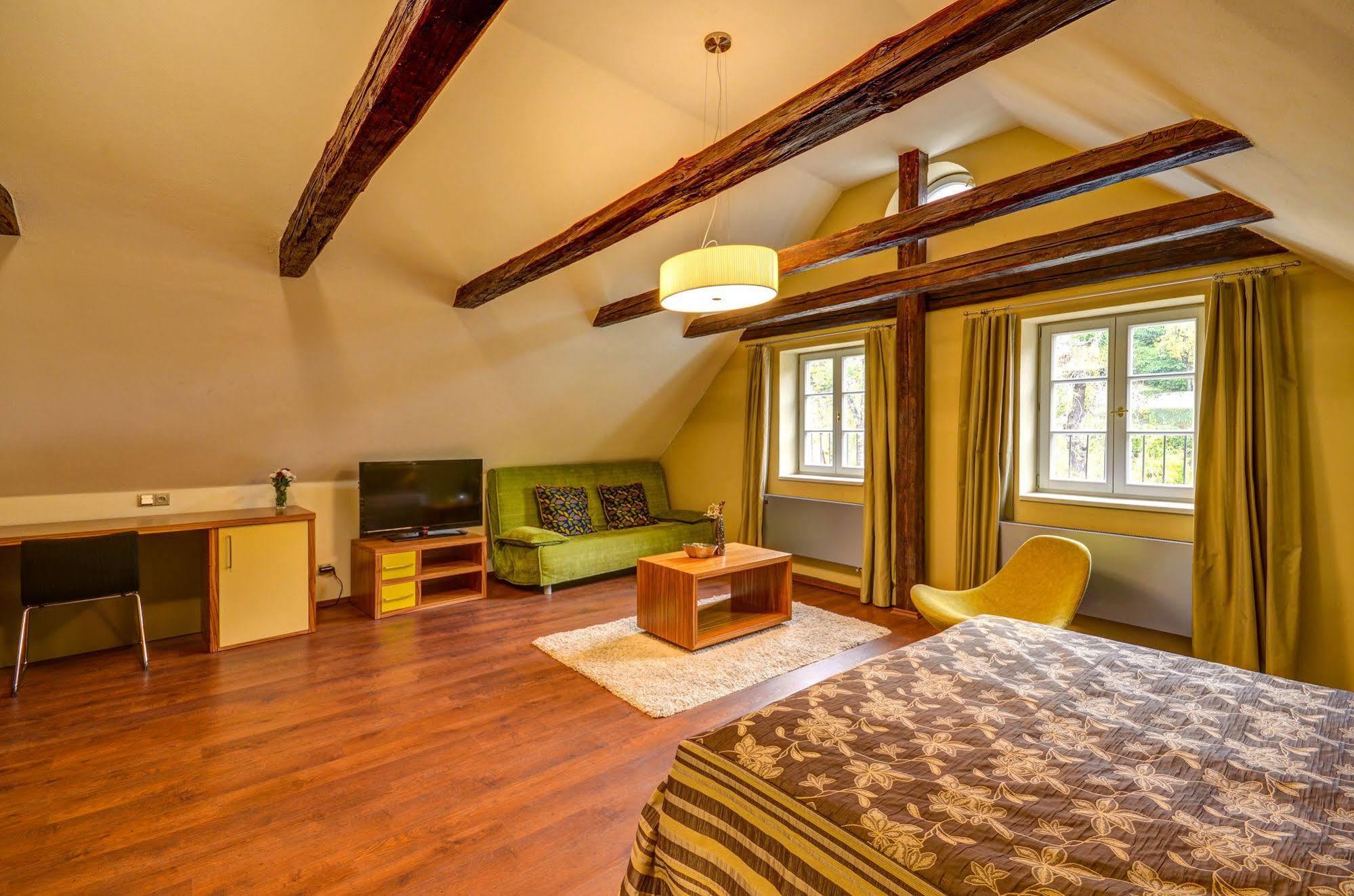 Hotel Edward Kelly Český Krumlov Exteriör bild