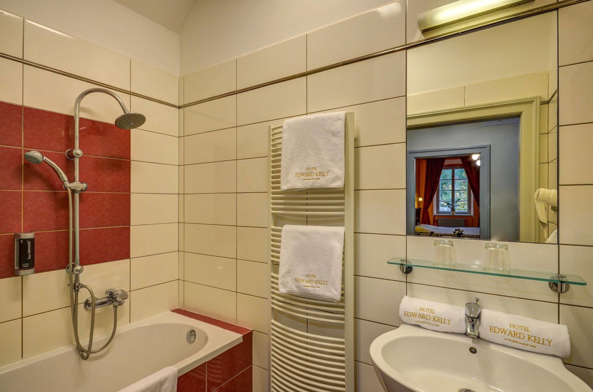 Hotel Edward Kelly Český Krumlov Exteriör bild