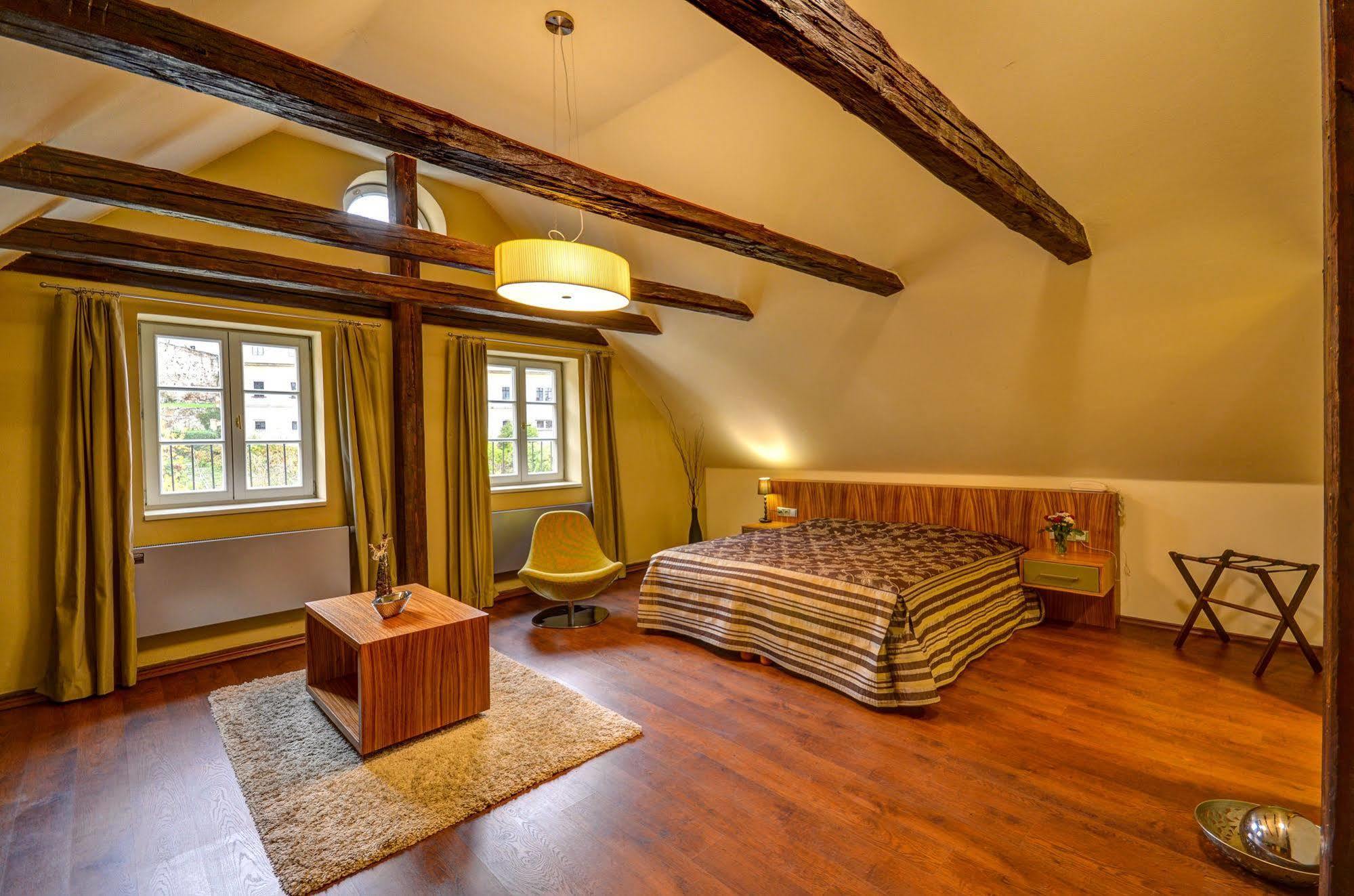Hotel Edward Kelly Český Krumlov Exteriör bild