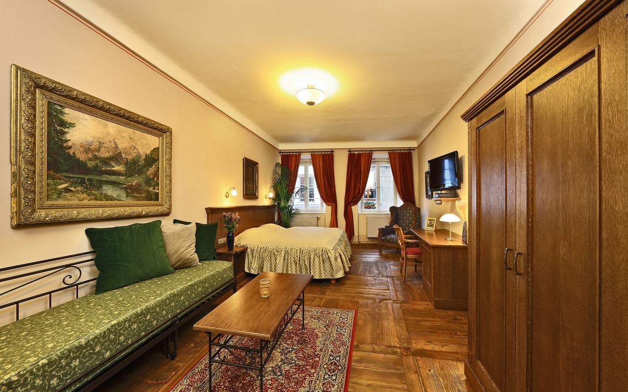 Hotel Edward Kelly Český Krumlov Exteriör bild