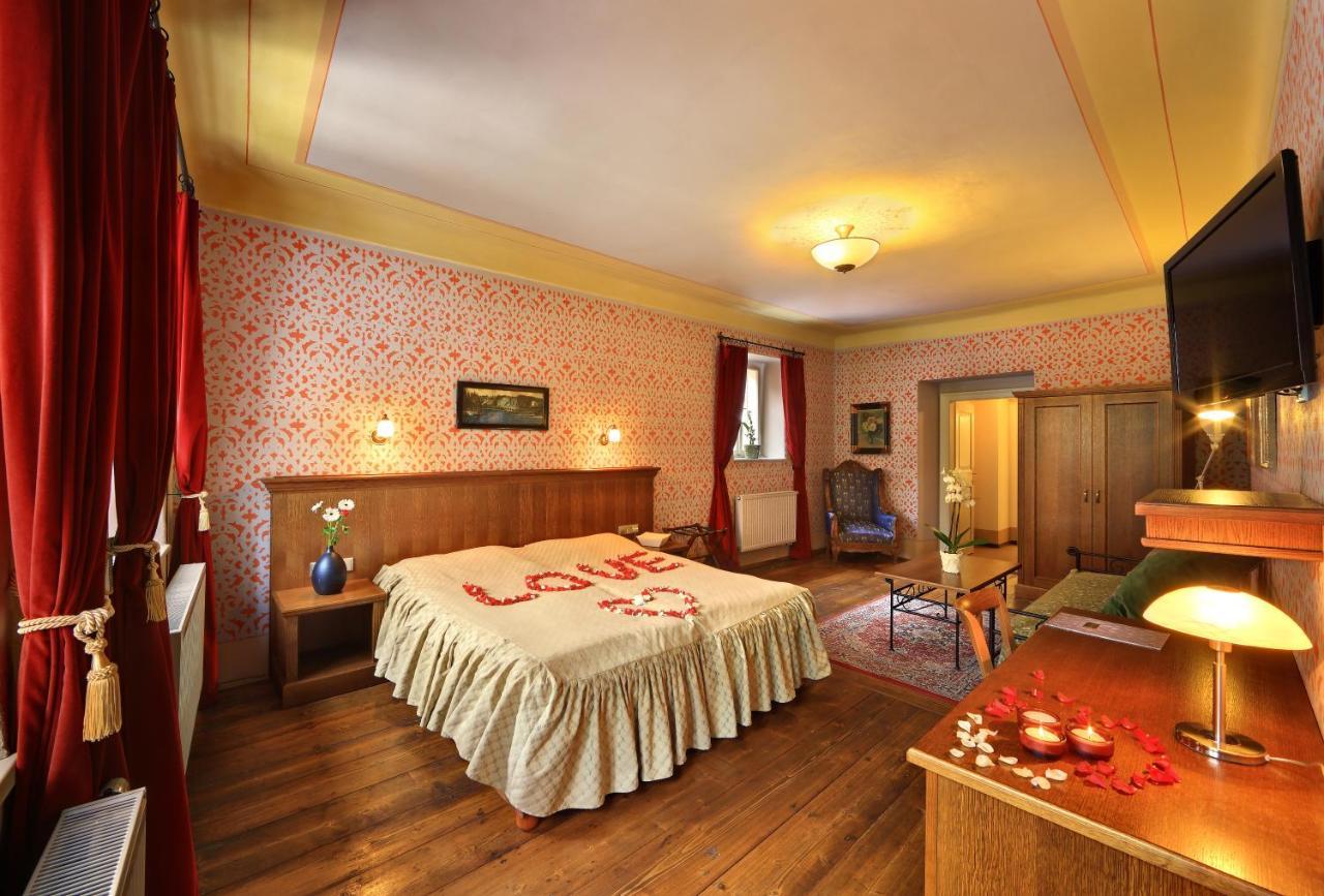 Hotel Edward Kelly Český Krumlov Exteriör bild